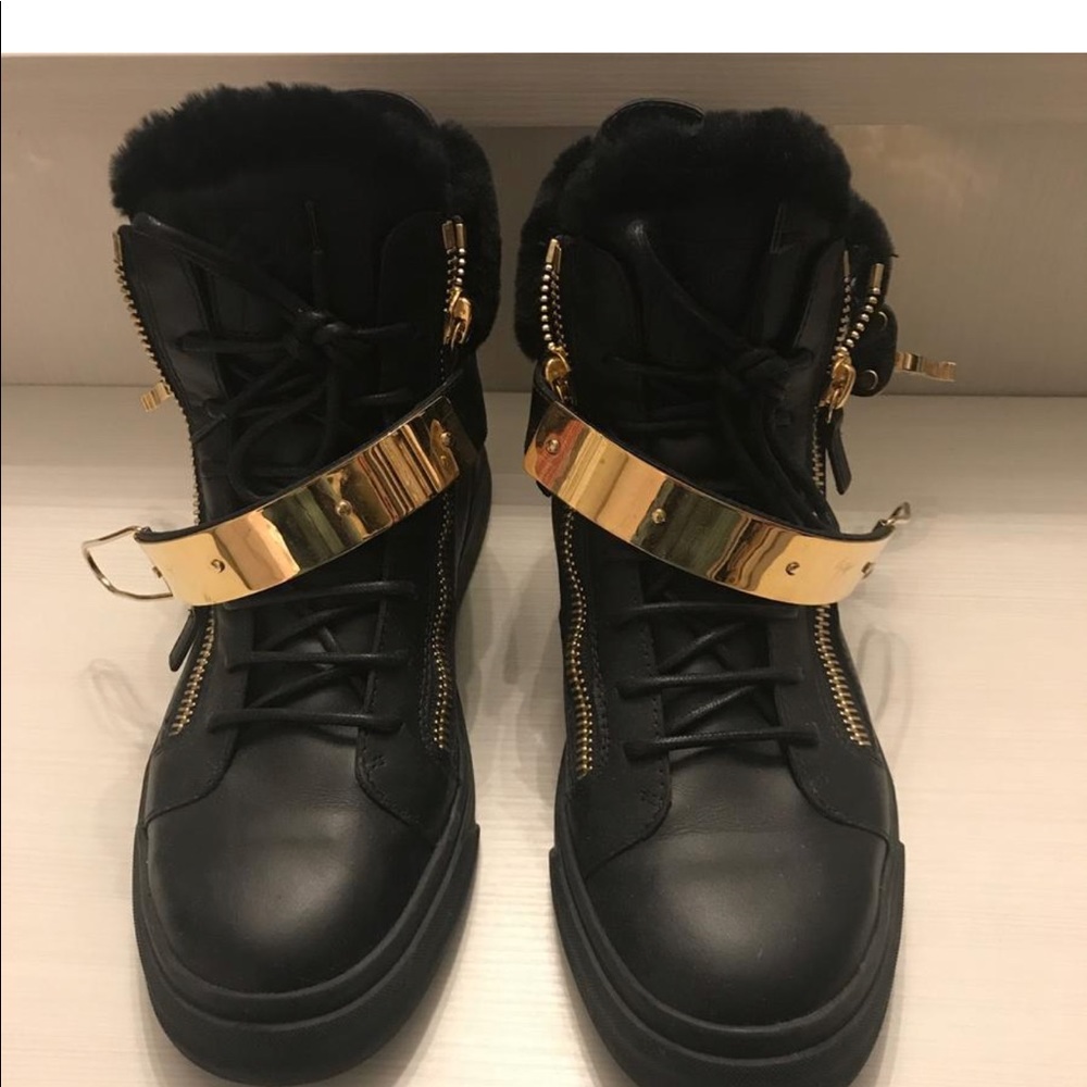 Giuseppe Zanotti Shearling-lined High Top Sneaker